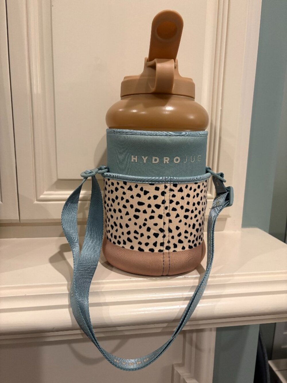 HYDRO JUG